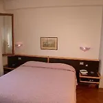 Belvedere מלון 3*